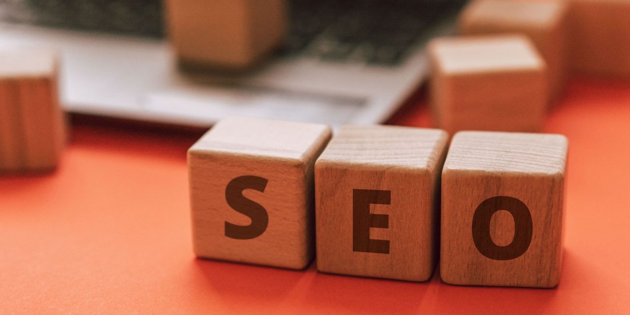 AI Overviews Are Rewriting B2B Search: Why Ranking Isn’t Enough and What Marketers Must Do