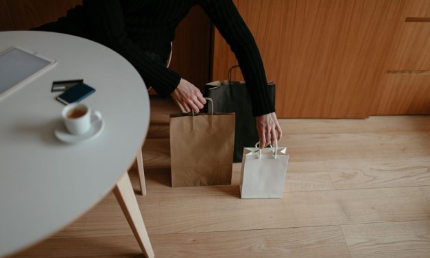 AI Shopping Is Boosting Niche Retailers — Lessons from the AI Commerce Rankings