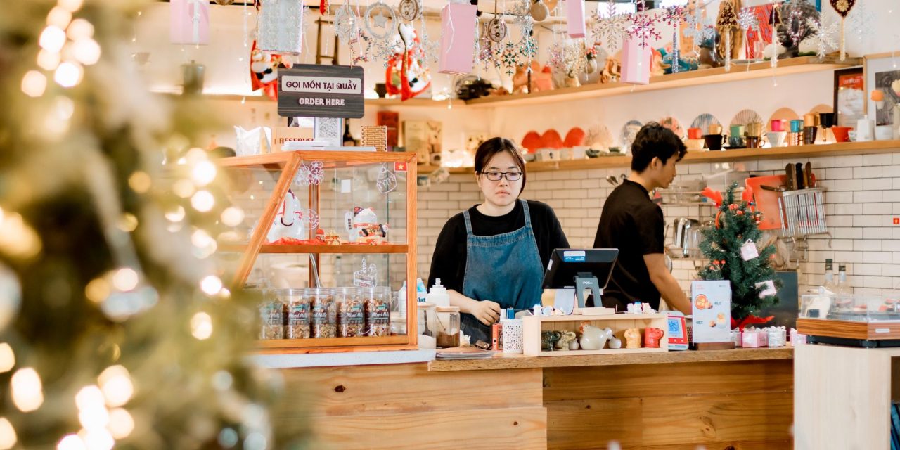 Christmas Central owner Gordon Companies seeks Chapter 11 after failed order system