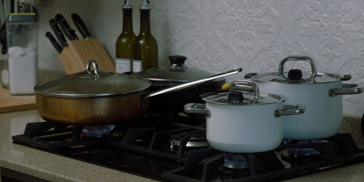 Kohl’s expands home lineup with Martha Stewart appliances and Bobby Flay cookware