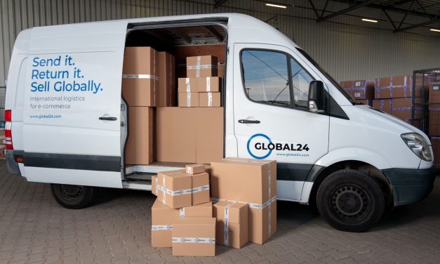 La Joya leans on marketplace fulfillment and absorbs higher shipping costs ahead of holidays
