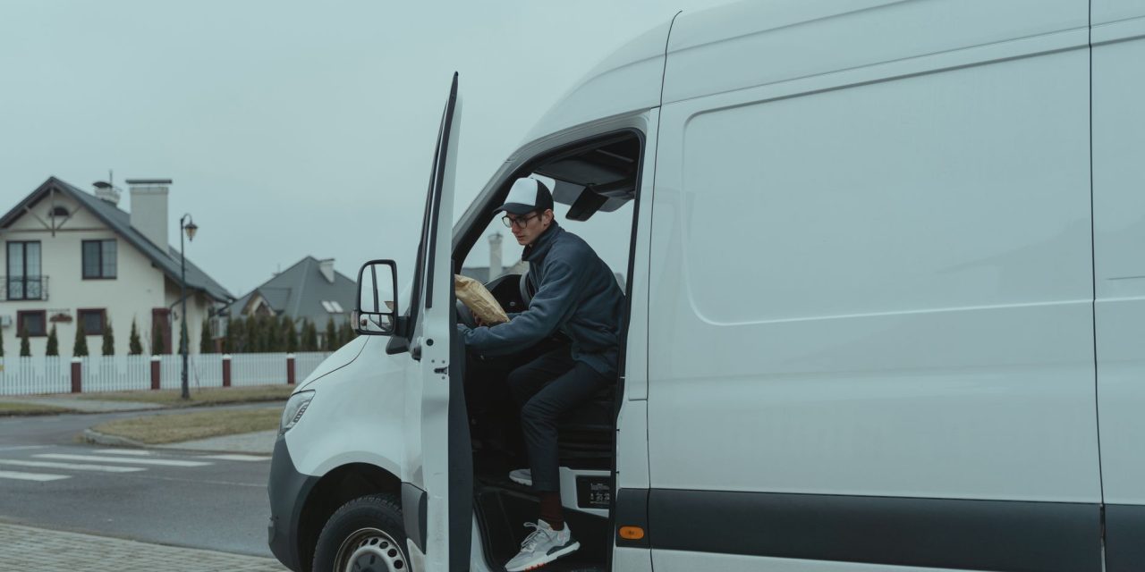 Three Ways Retailers Can Win the Last Mile