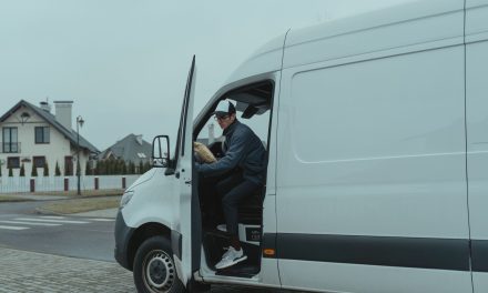 Three Ways Retailers Can Win the Last Mile
