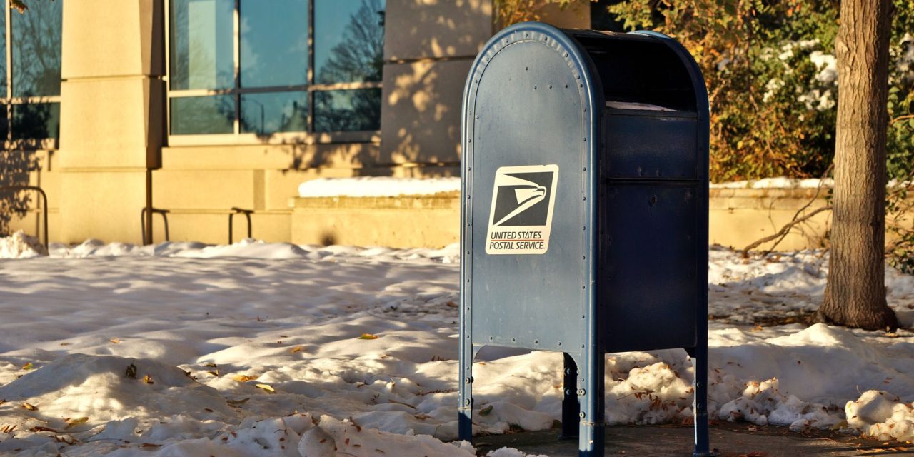 USPS seeks temporary parcel rate hikes ahead of 2026 holiday peak
