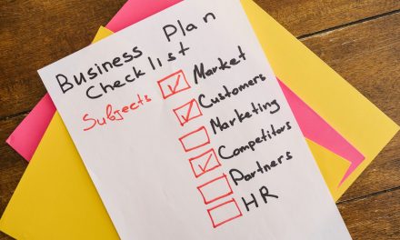 Fixing Wrong AI Answers: The Content + Indexing Checklist Marketers Need
