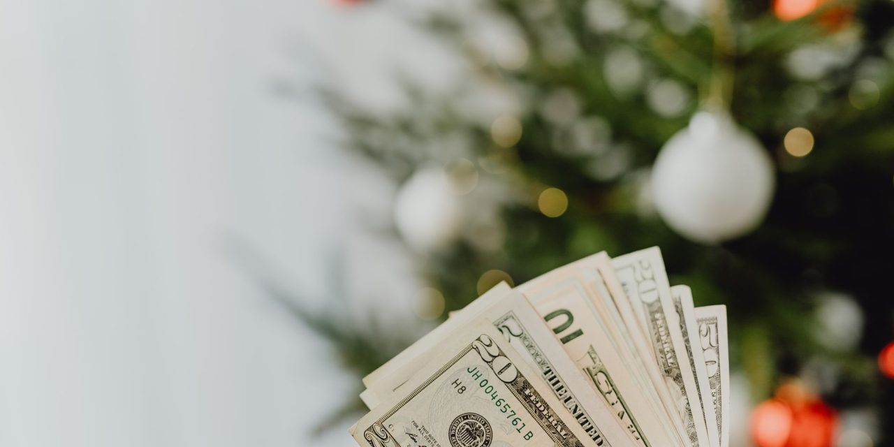 Prepare bids and budgets now: Google’s advice for holiday ad campaigns