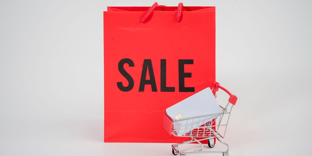 Target cuts prices on 2,000 home and apparel items as shoppers tighten wallets